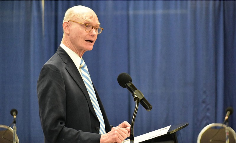 WEHCO Media Inc. President Walter E. Hussman Jr. introduces gigabit service to Pine Bluff during a news conference Thursday at the Pine Bluff Convention Center. 
(Pine Bluff Commercial/I.C. Murrell)