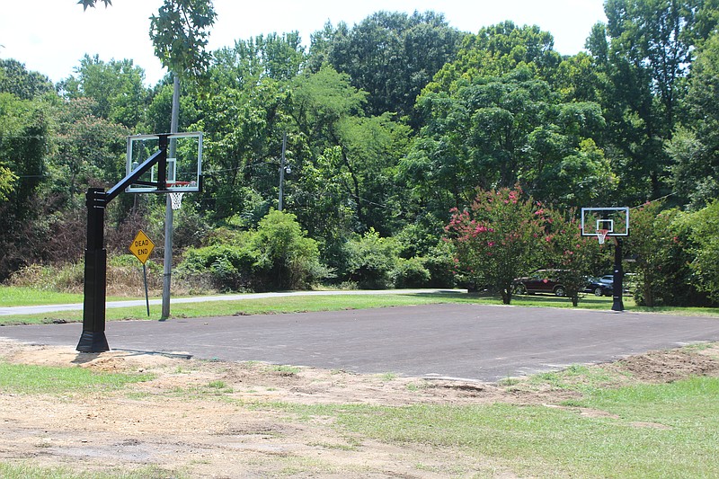 PHOTOS MLK Park court before and after