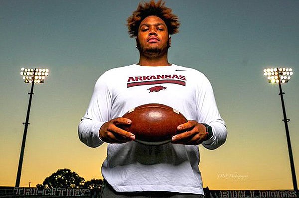 Cameron Ball will be a freshman defensive lineman at Arkansas during the 2021 season. (Photo courtesy Omari Forts, ONF Photography)