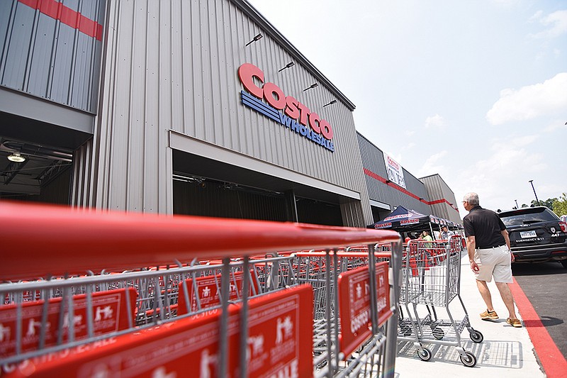 Costco Wholesale carts are lined up for customers Wednesday during Costco Wholesale’s opening day in Little Rock..(Arkansas Democrat-Gazette/Staci Vandagriff)