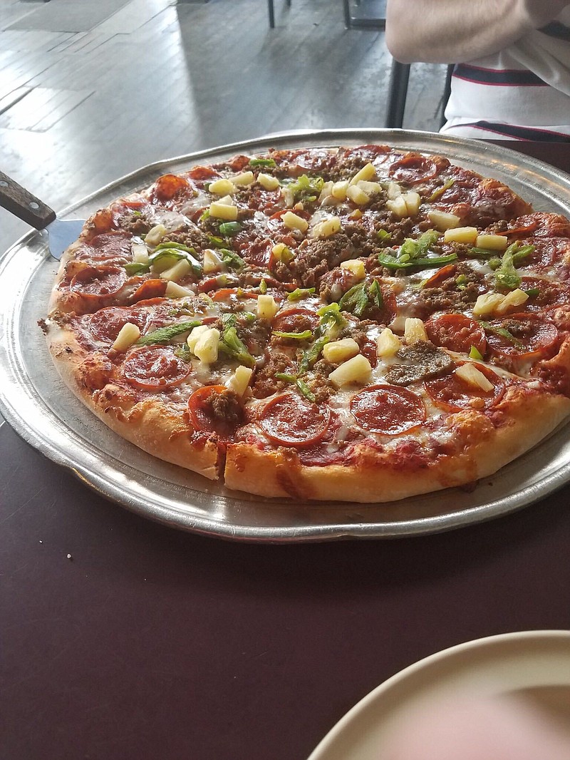 The Arkansas Travelers: Punk rock and pizza | El Dorado News