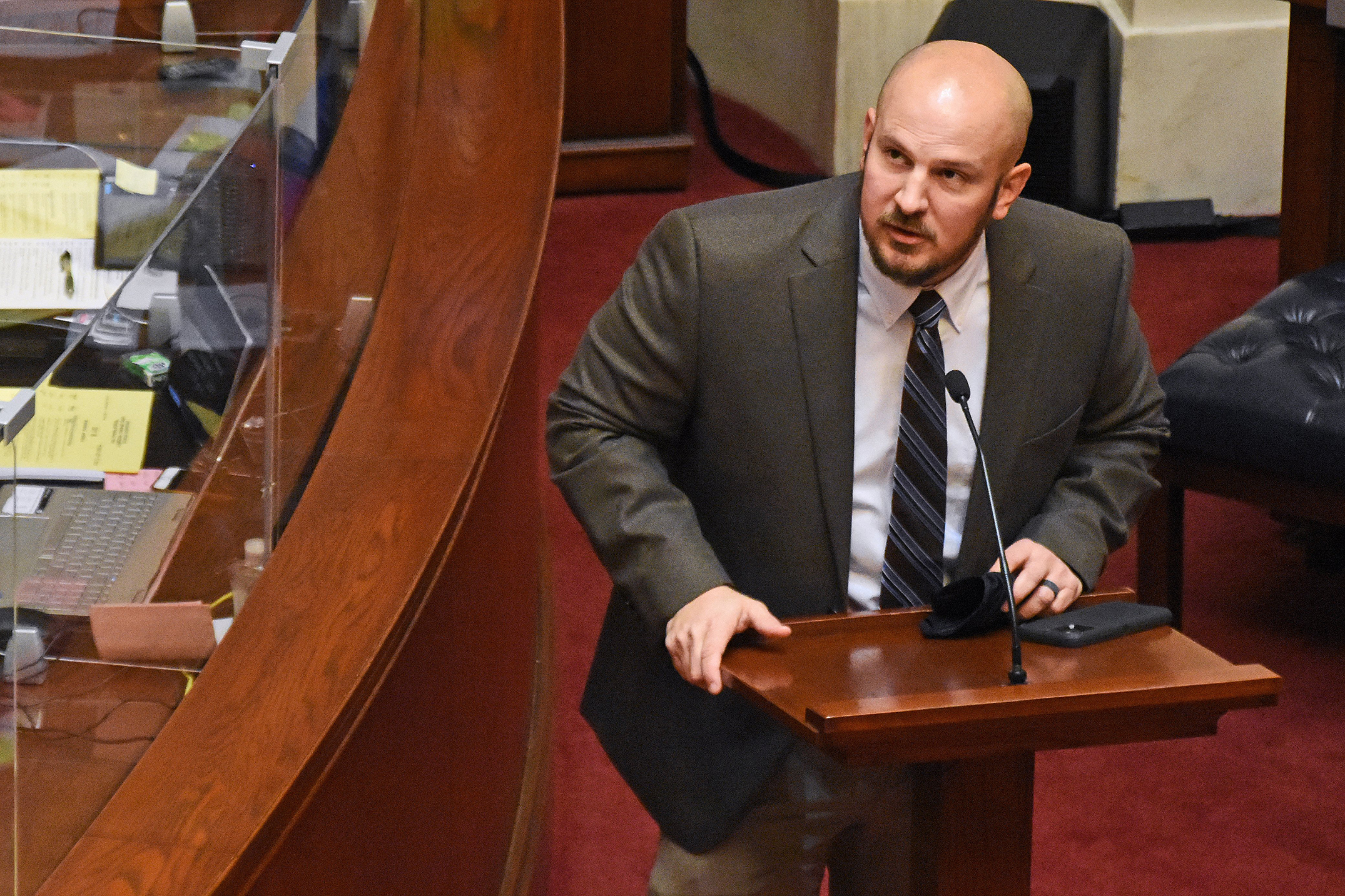 Garner doubles down on opposing mask mandates