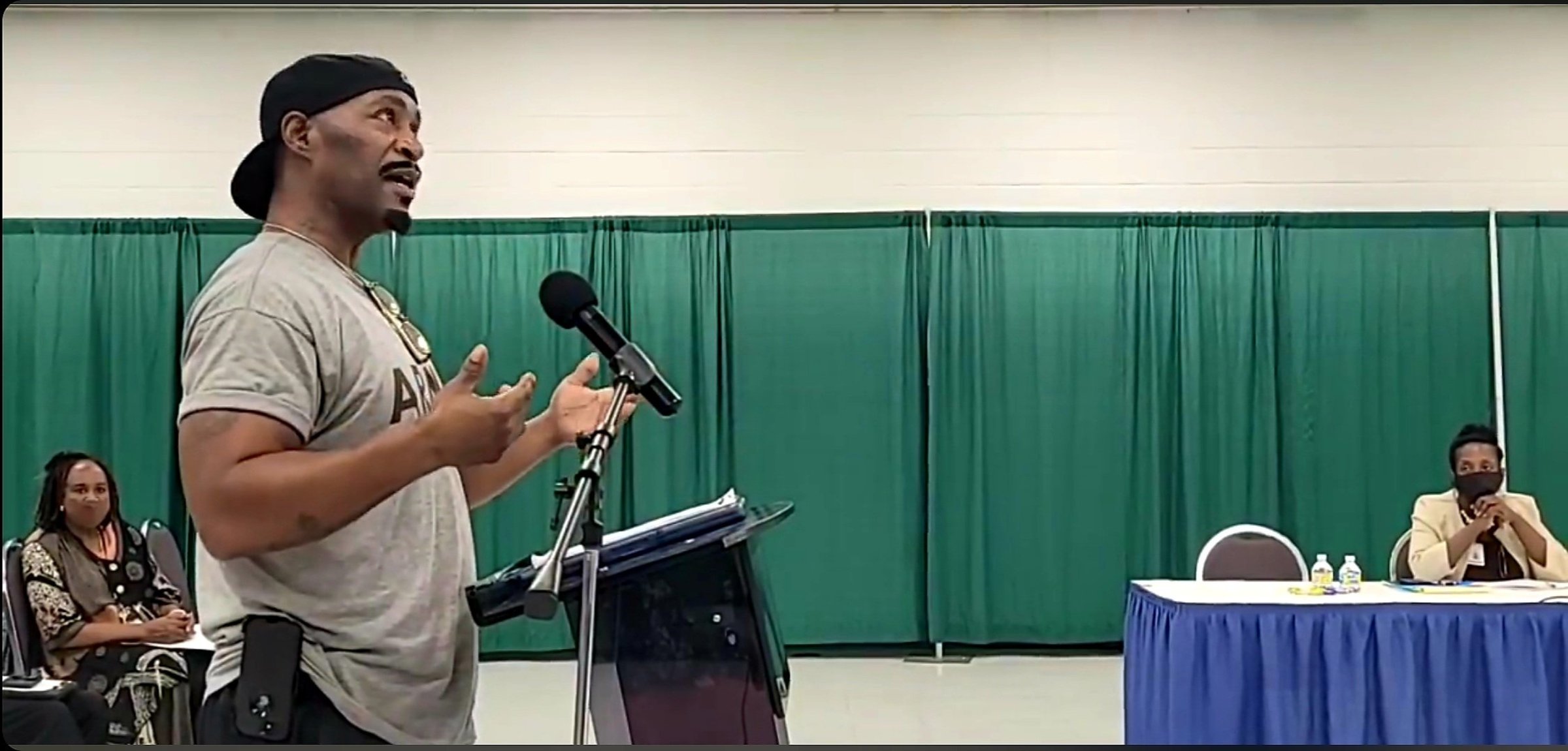 Landfill proposal dies with protest