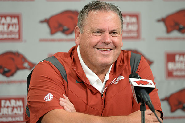 WholeHogSports - Arkansas players soak in live event