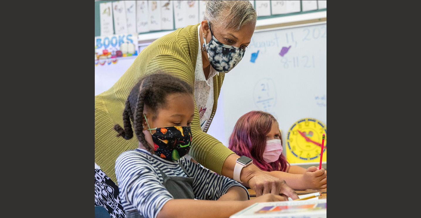 Shots or testing for all teachers, California says - Vimarsana News