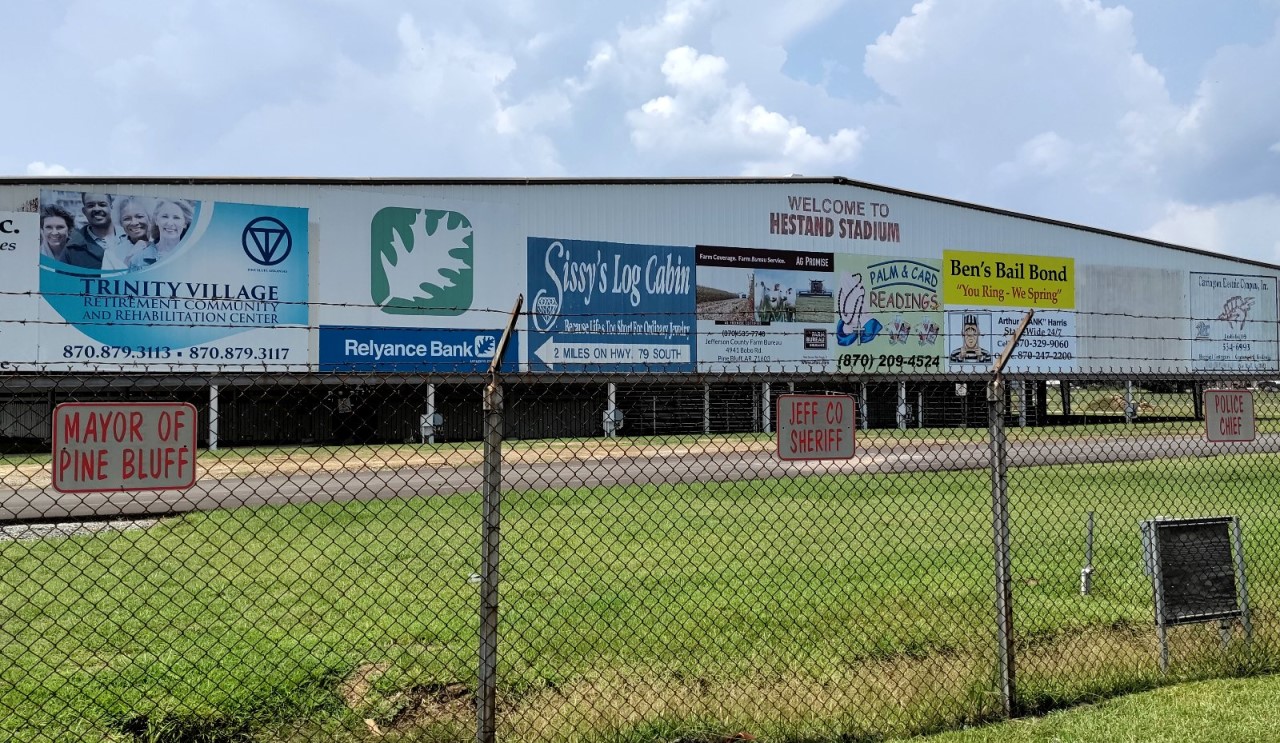 District fair back on after bank gift