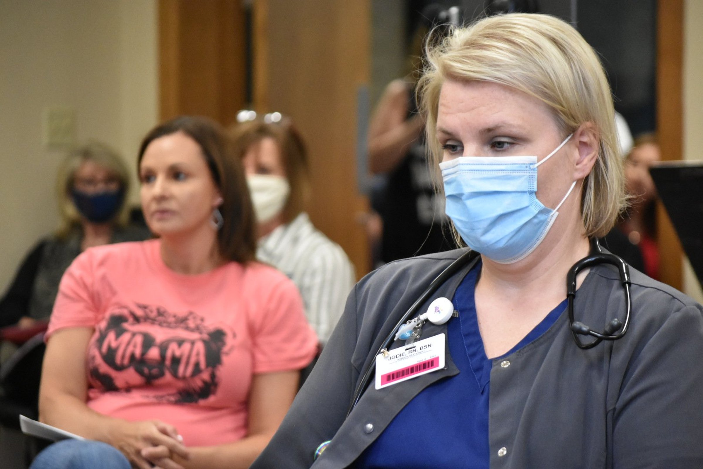 WHSD board chooses to keep its mask mandate despite critics