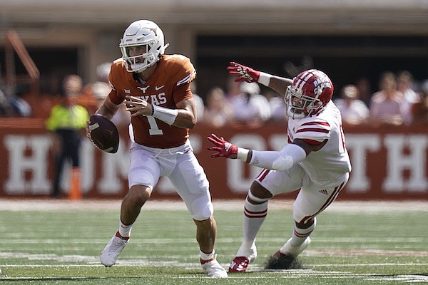 Texas football: Sam Ehlinger doubles down on his Bijan Robinson