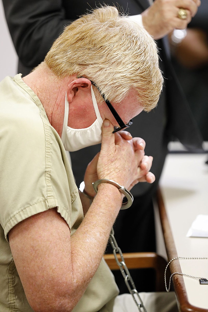 Alex Murdaugh weeps in court Thursday in Varnville, S.C.
(AP/Mic Smith)