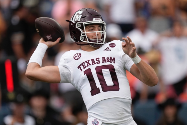 Wholehogsports How Arkansas And Texas A M Compare At Each Position