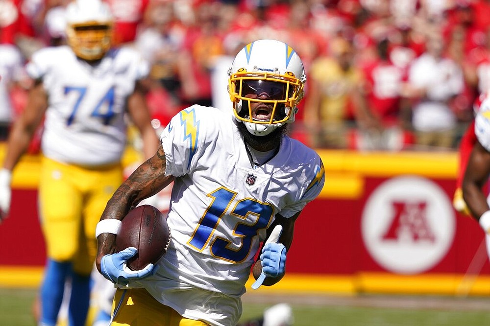 Los Angeles Chargers at Kansas City Chiefs on September 26, 2021