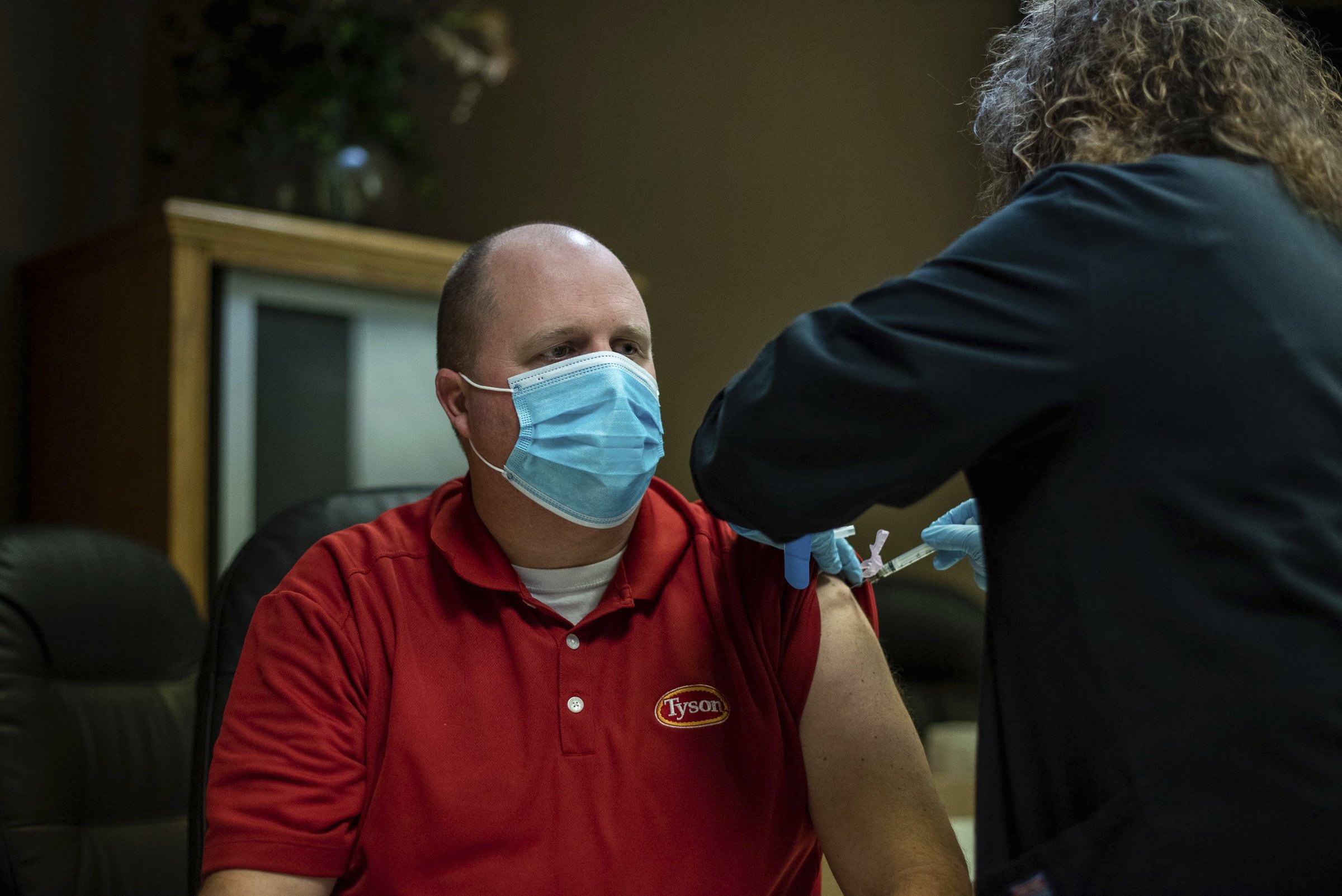 Tyson nears goal of full vaccination - Vimarsana News