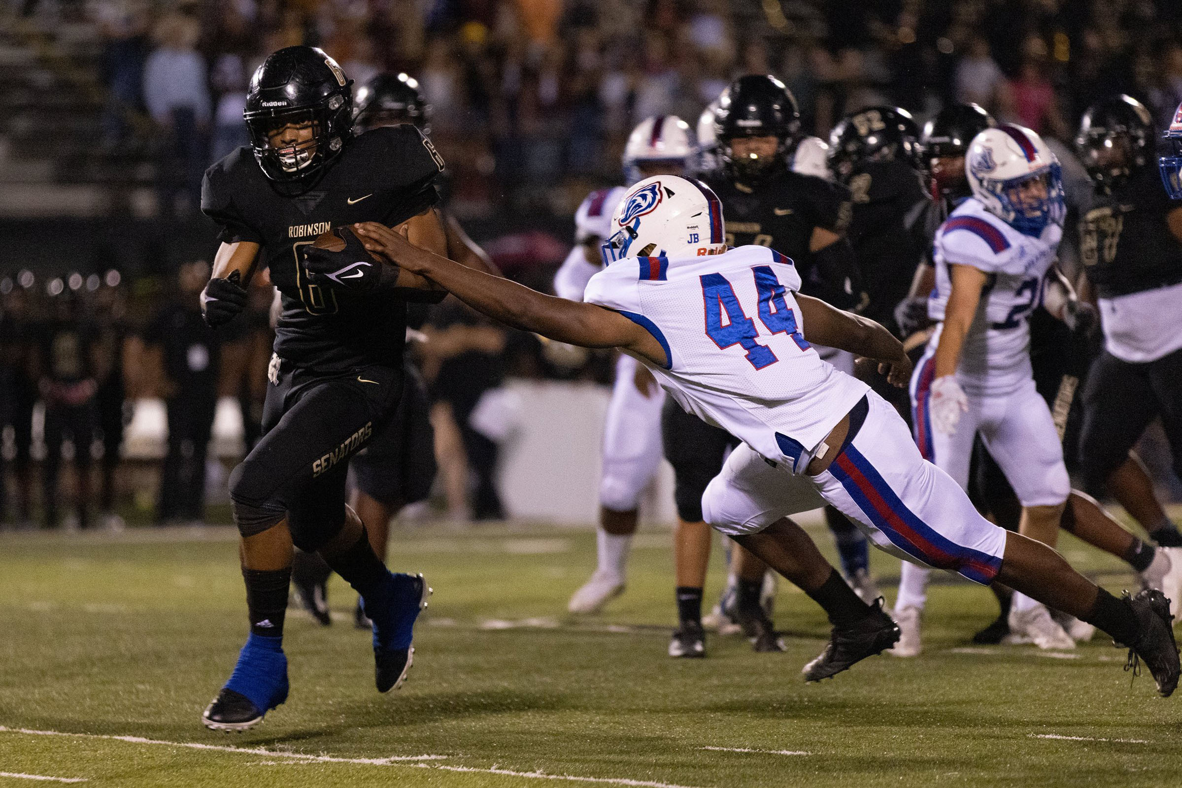 Robinson strikes early, often in victory over Arkadelphia - Vimarsana News