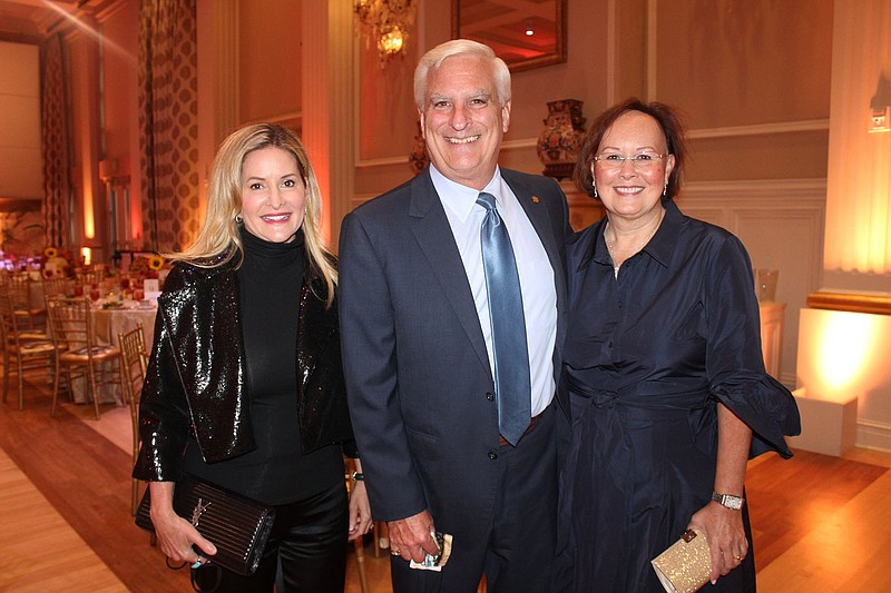 Cindy Wolfe with Nick and Susan Brown