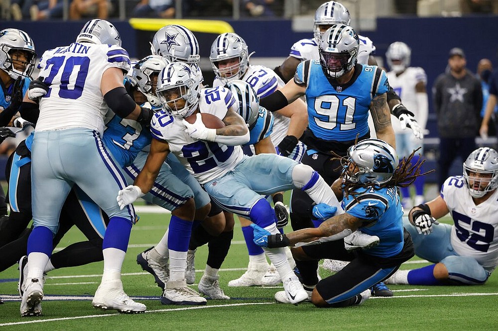 Photos: Dallas Cowboys defeat the Carolina Panthers