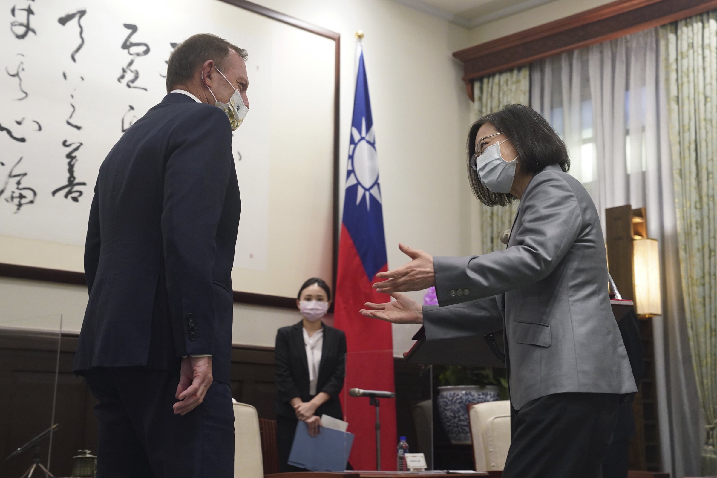 French senators visit Taiwan - Vimarsana News