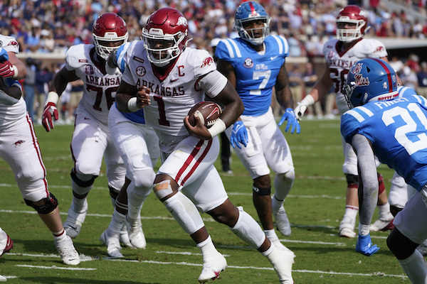 LIVE UPDATES: No. 13 Arkansas at No. 17 Ole Miss - Vimarsana News