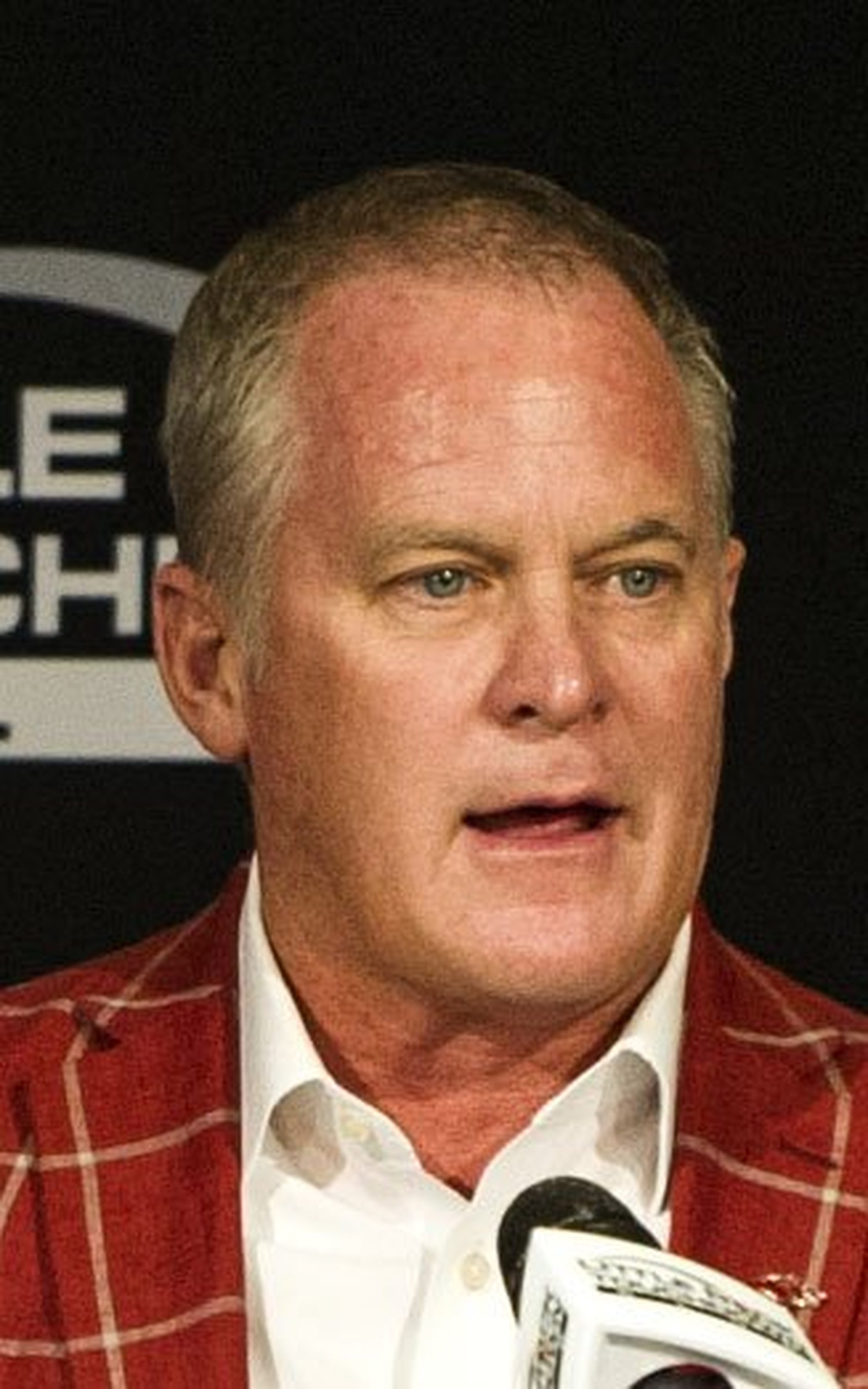 Yurachek: Factors in Hogs' skid - Vimarsana News
