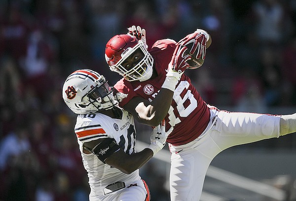 Arkansas WR Treylon Burks Declares For NFL Draft