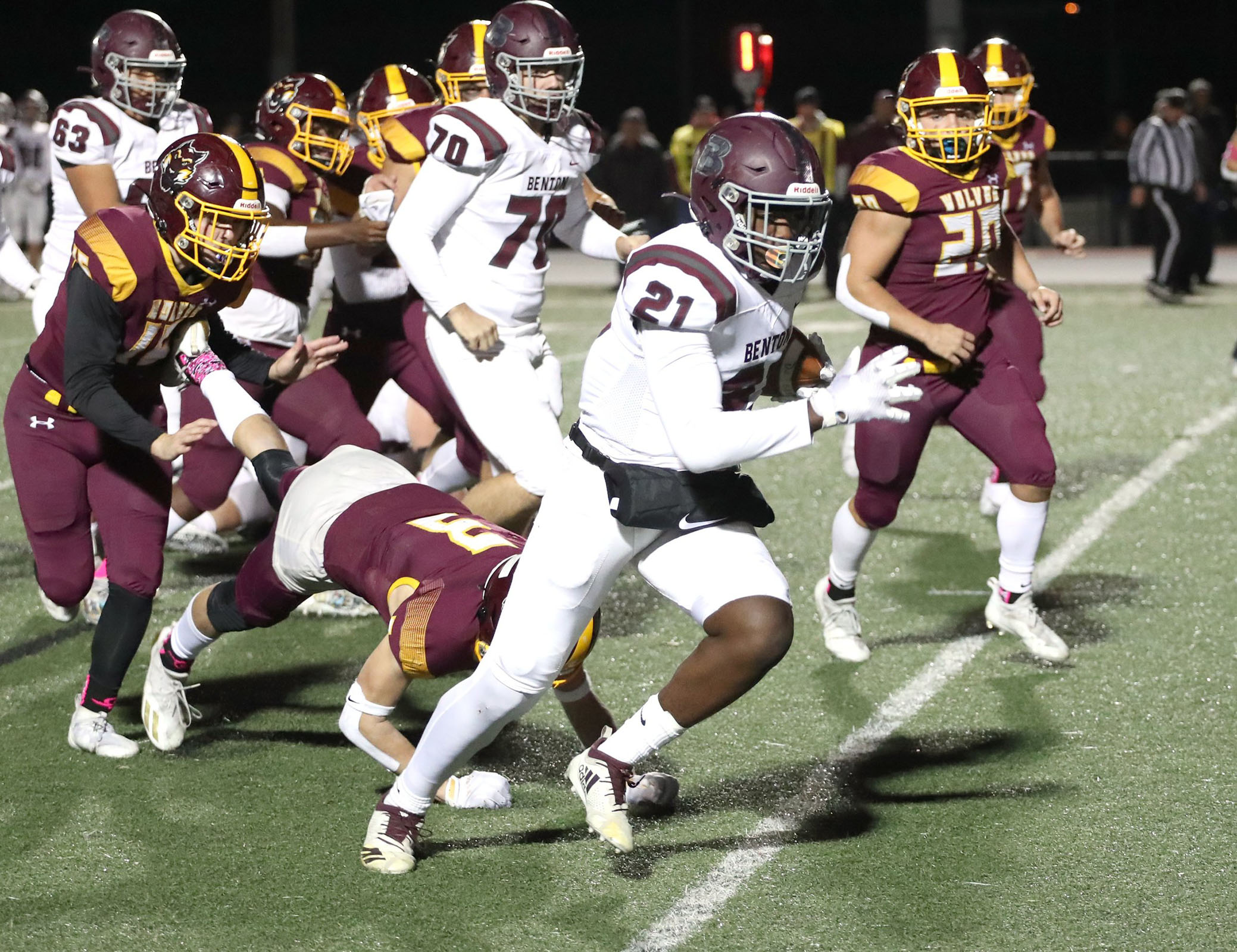 Benton makes late stop to fend off Lake Hamilton - Vimarsana News
