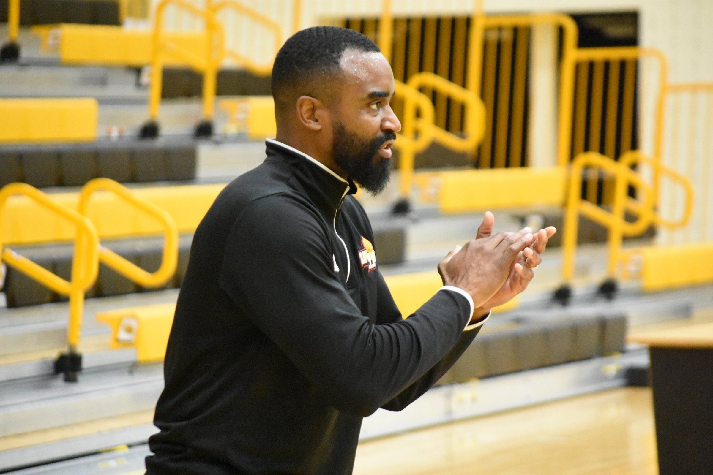 Lions  continue  winning  streak