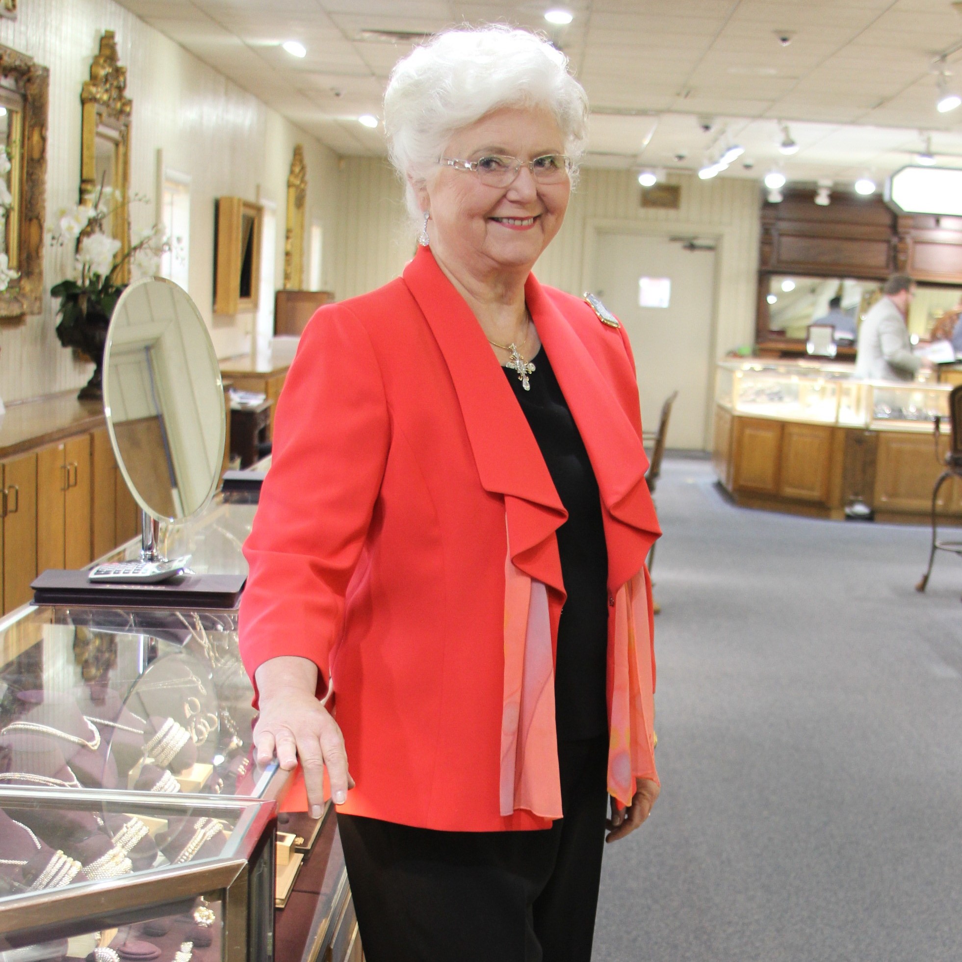 Women’s Hall of Fame honors founder of Sissy’s Log Cabin