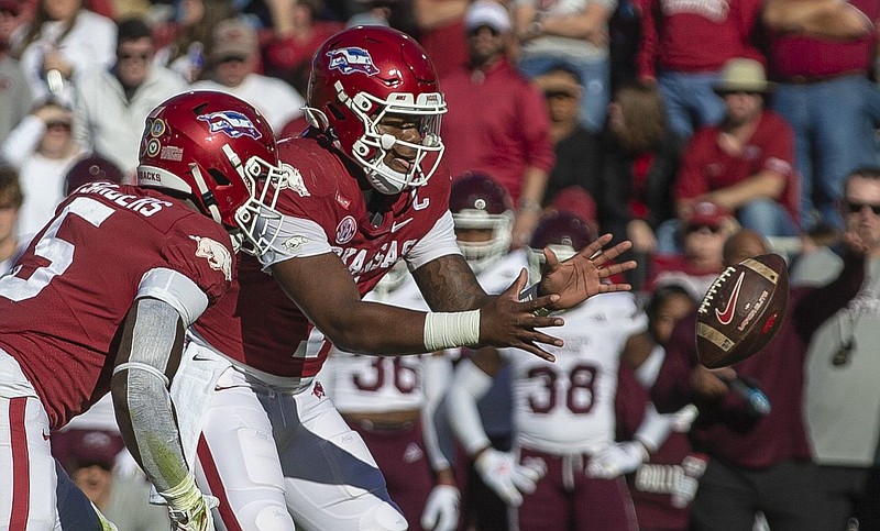 KJ Jefferson led Arkansas on a 75-yard scoring drive in the closing minutes of Saturday’s victory over Mississippi State.
(Special to the NWA Democrat-Gazette/David Beach)