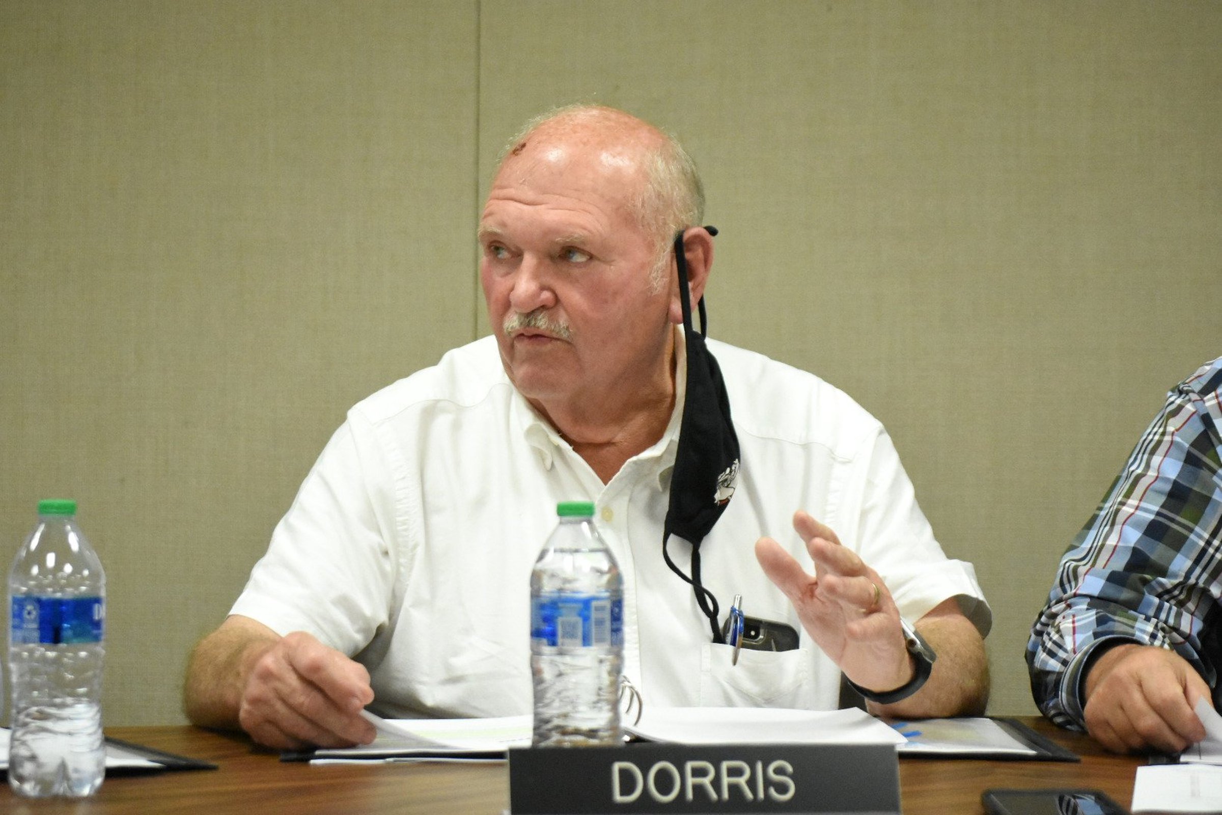 Lifting mask mandate wins board’s approval