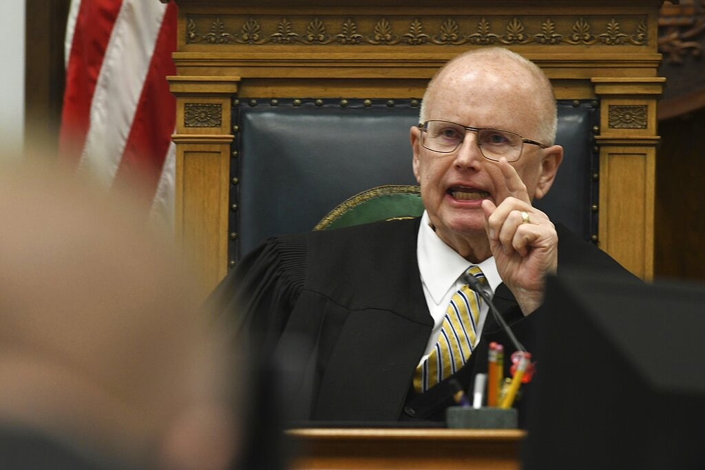 Sean C. Edwards Rittenhouse Rittenhouse defense argues for mistrial, throws murder case into ...