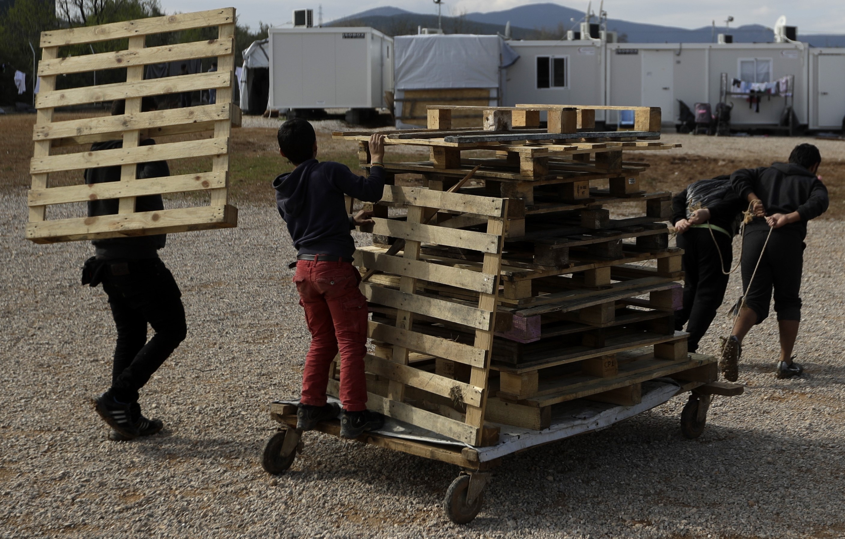 CMI to acquire crating business
