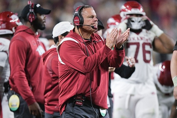 WholeHogSports - Miners aim to get big, just like Hogs