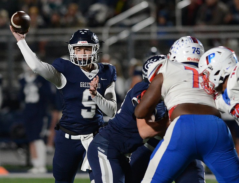 Greenwood quarterback Hunter Houston accounted for 5 touchdowns — 4 passing and 1 rushing — in the Bulldogs’ 45-35 victory over Little Rock Parkview on Friday night in the Class 6A semifinals at Smith-Robinson Stadium in Greenwood. More photos are available at arkansasonline.com/1127lrpghs/.
(Special to the NWA Democrat-Gazette/Brian Sanderford)