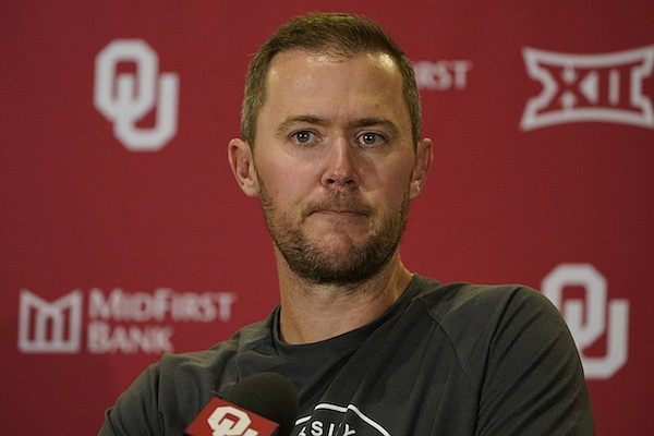 Oklahoma head coach Lincoln Riley answers a question during an NCAA college football news conference Tuesday, Aug. 31, 2021, in Norman, Okla. (AP Photo/Sue Ogrocki)