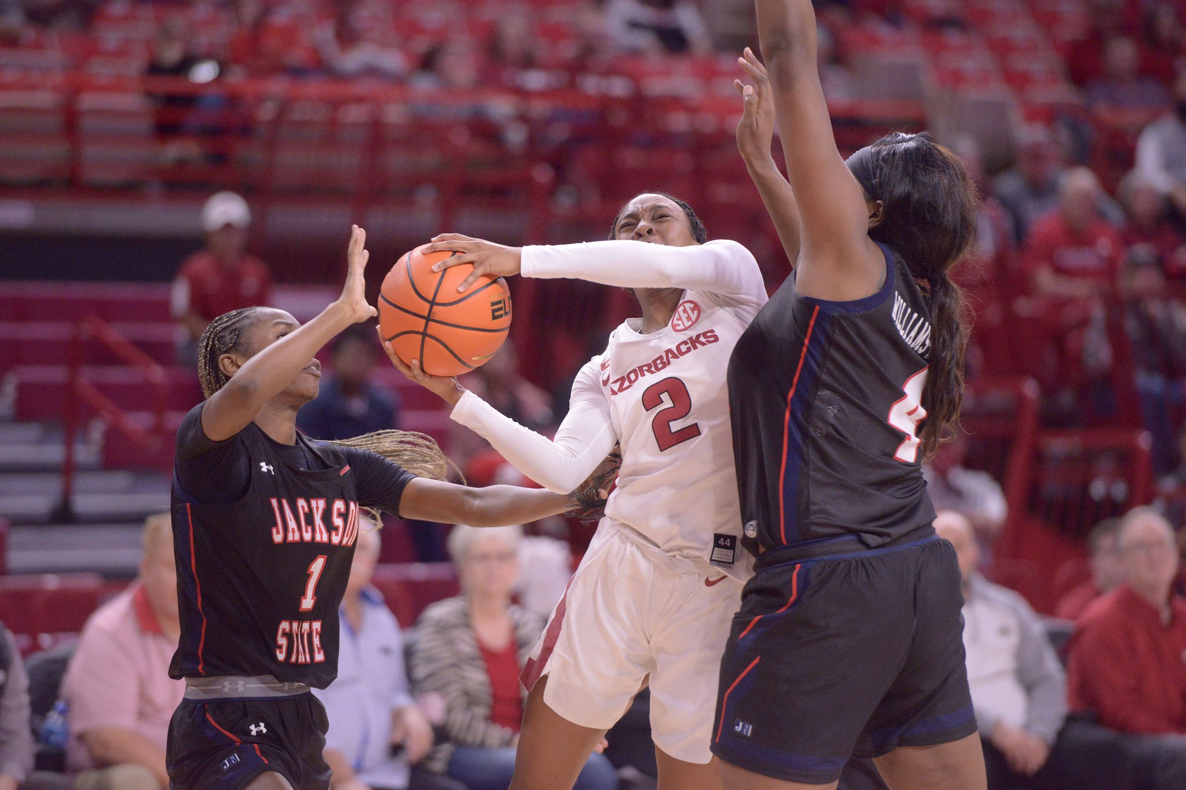 Goforth's late three-pointer helps Arkansas women down Jackson State - Vimarsana News