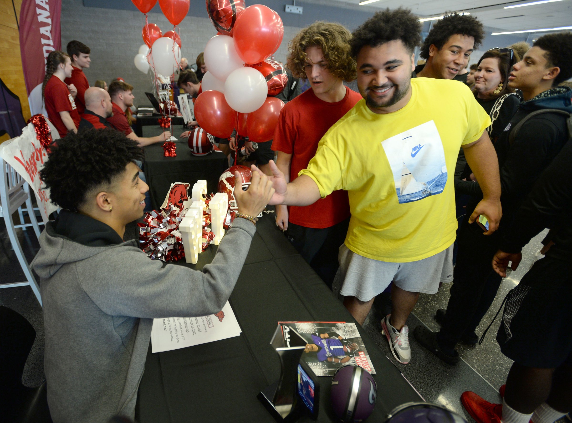 Sategna enticed by Hogs' improvement under Pittman - Vimarsana News