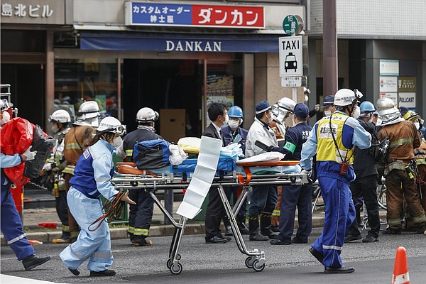 台風ライフィリピン書12人死亡