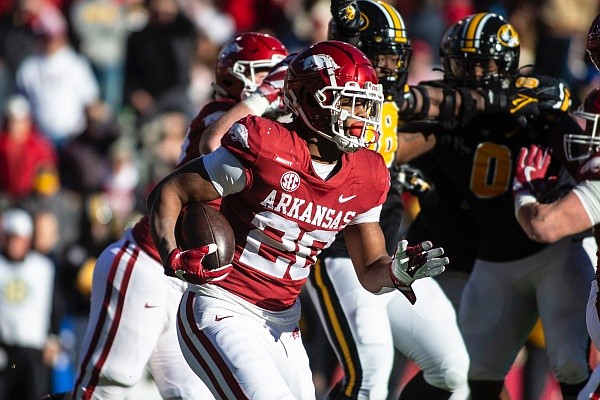 Razorbacks Rack Up Yards In The Run Game | Whole Hog Sports