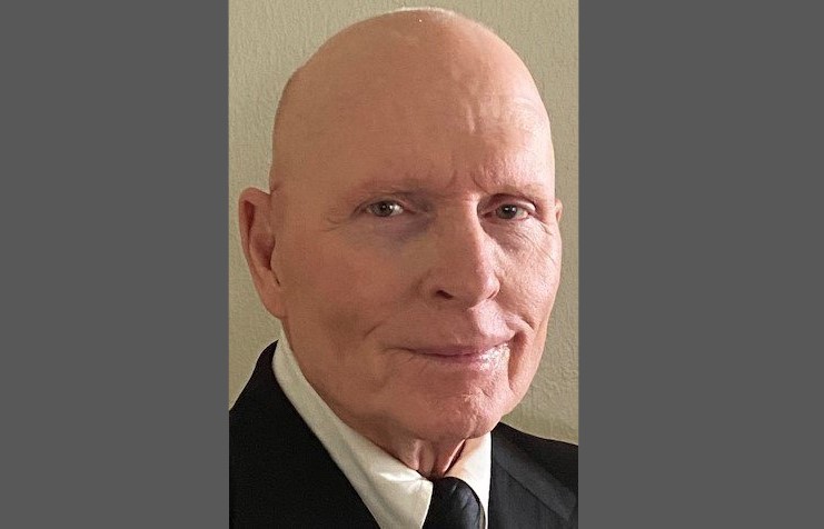 King enters 2022 race to lead county