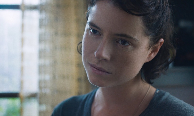 JesIn Maggie Gyllenhaal’s directorial debut “The Lost Daughter,” the younger version of bad mother Leda is portrayed by Scottish actor Jessie Buckley.