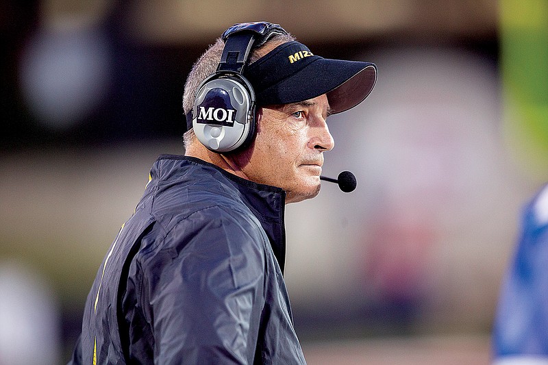 Gary Pinkel Inducted into the College Football Hall of Fame in Las Vegas  Ceremony - Gary Pinkel