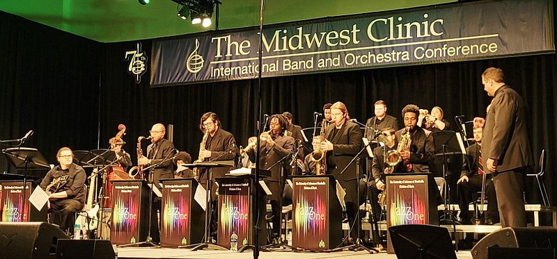 UAM jazz group plays for Chicago conference | The Arkansas