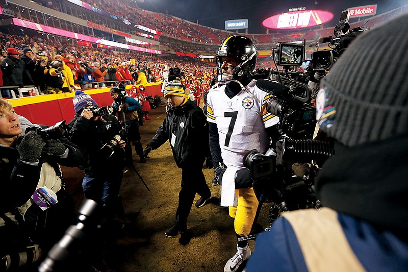 Steelers quarterback Ben Roethlisberger walks off the field after Sunday night’s AFC wild-card game against the Chiefs at Arrowhead Stadium. (Associated Press)