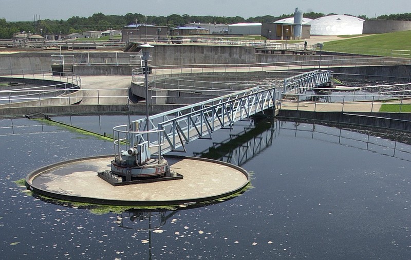 A settling pond at the Springdale Waste Water Treatment Plant. (Arkansas Democrat-Gazette/FILE PHOTO)