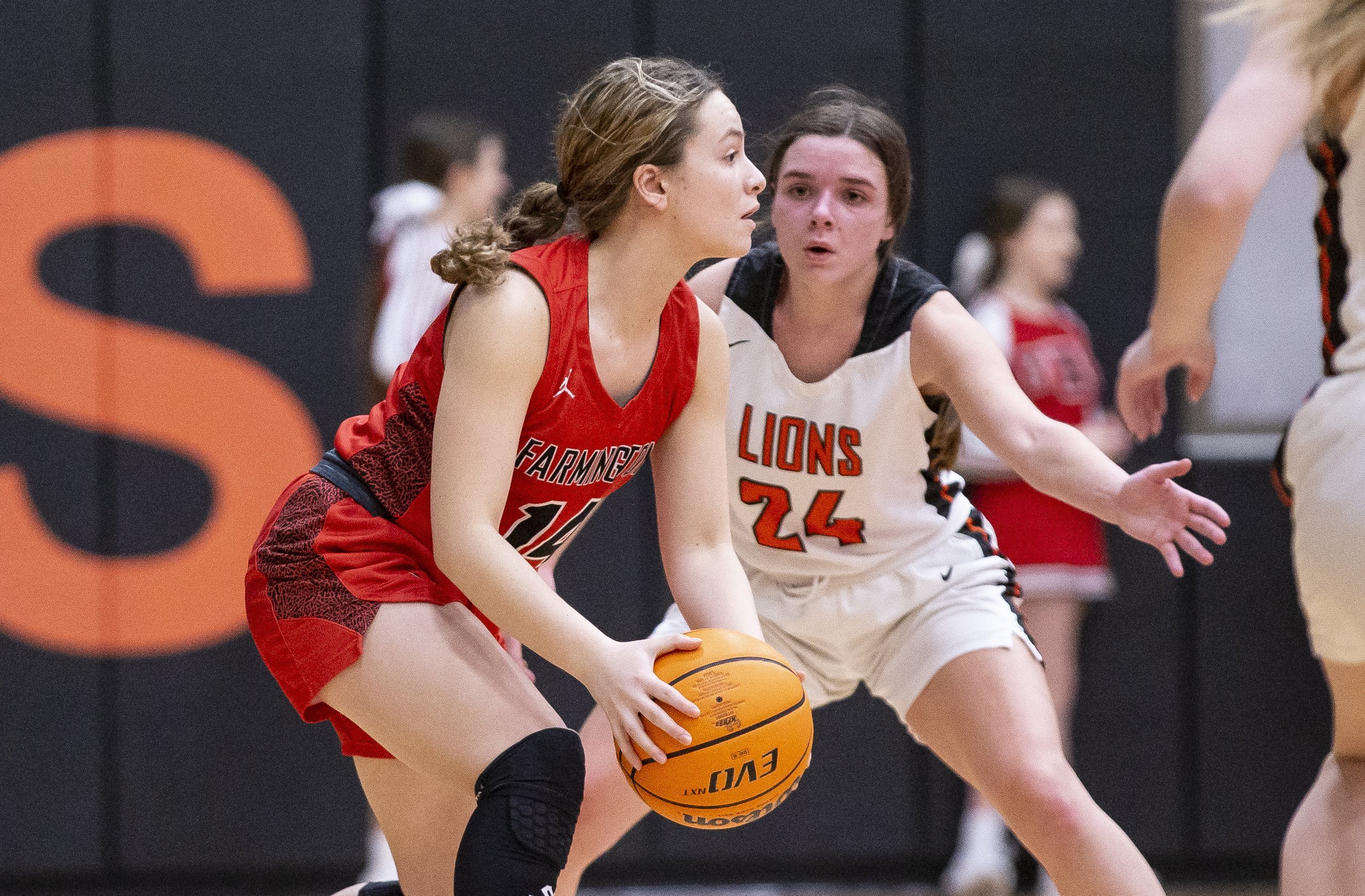 Farmington uses balanced scoring to down Gravette - Vimarsana News