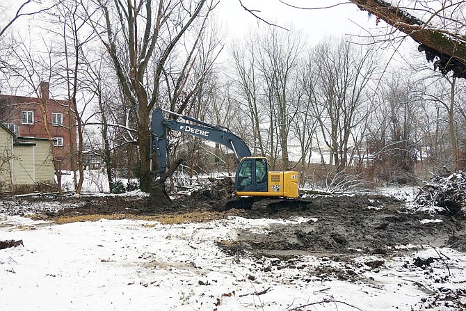 Fulton city officials hope to fund 43 voluntary demolitions through state funds, local money and in-kind materials this year. (Fulton Sun file photo)