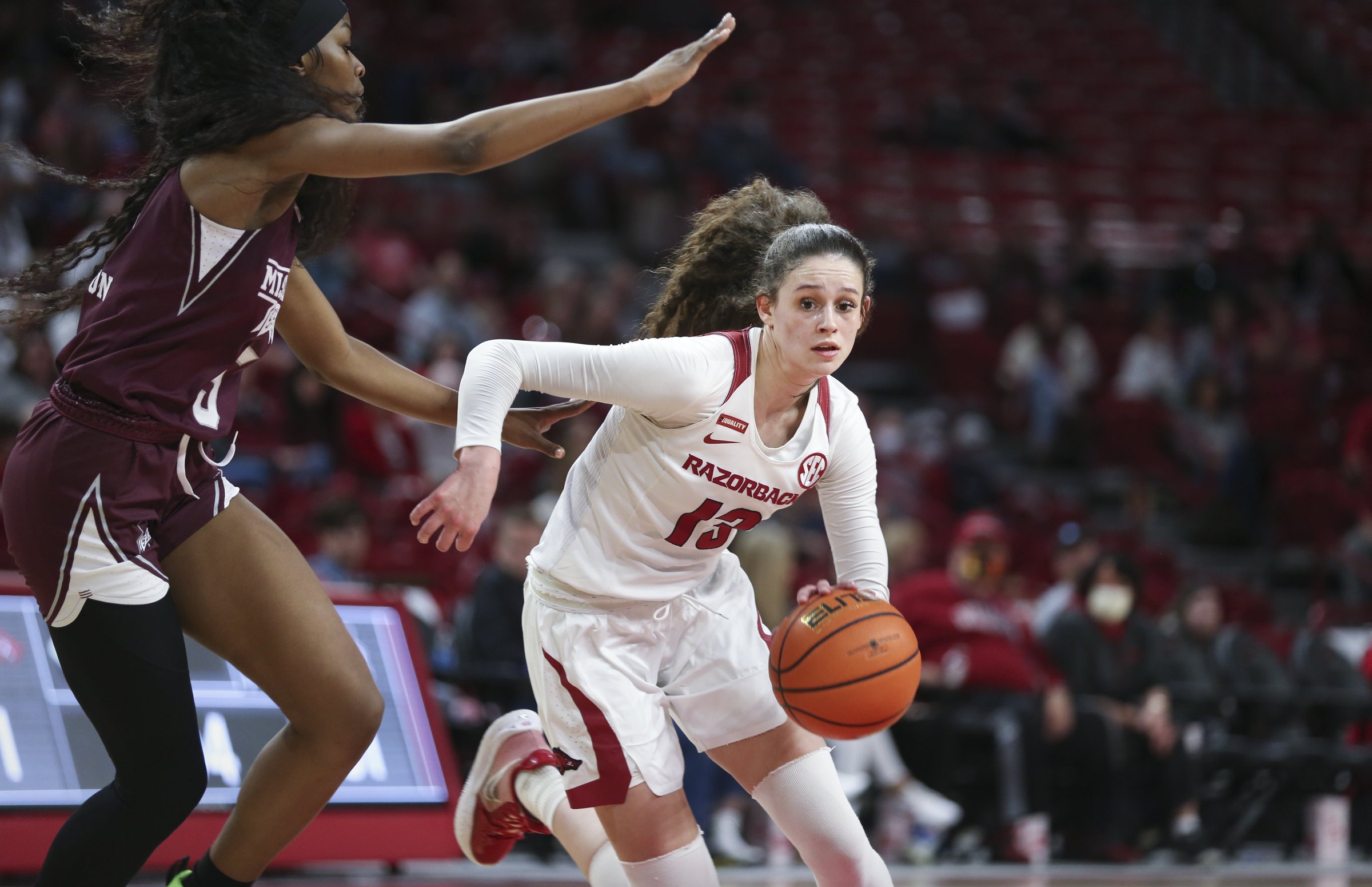 WholeHogSports - Goforth returning for UA women in 2023-24