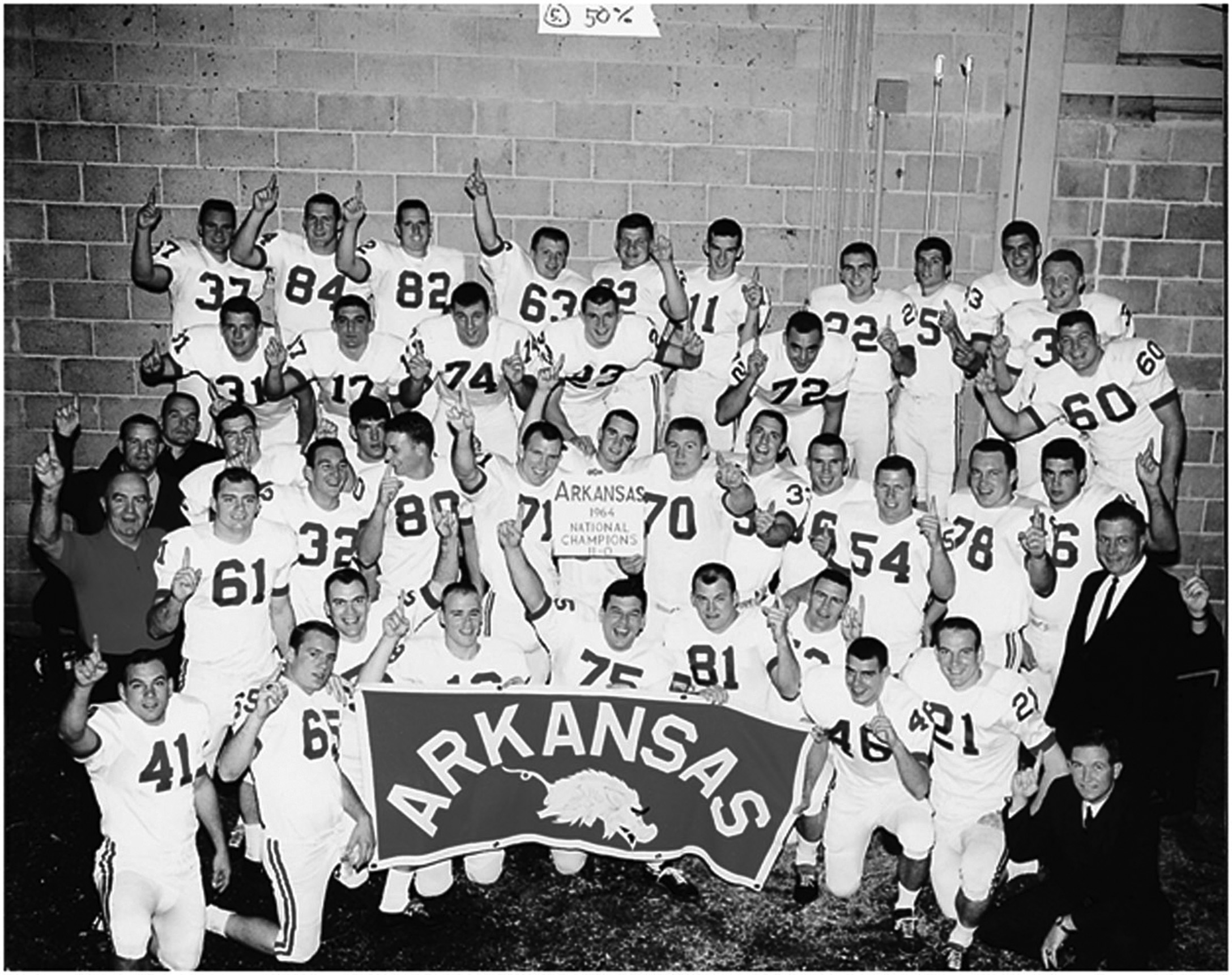 Razorbacks' Team Photo Brings To Mind One 57 Years Earlier | Whole Hog ...