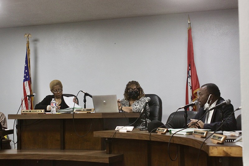 Council Member Bruce Lockett (right) recommended a budget cut of $200,000 based on the recommendations of two financial advisers. 
(Pine Bluff Commercial/Eplunus Colvin)