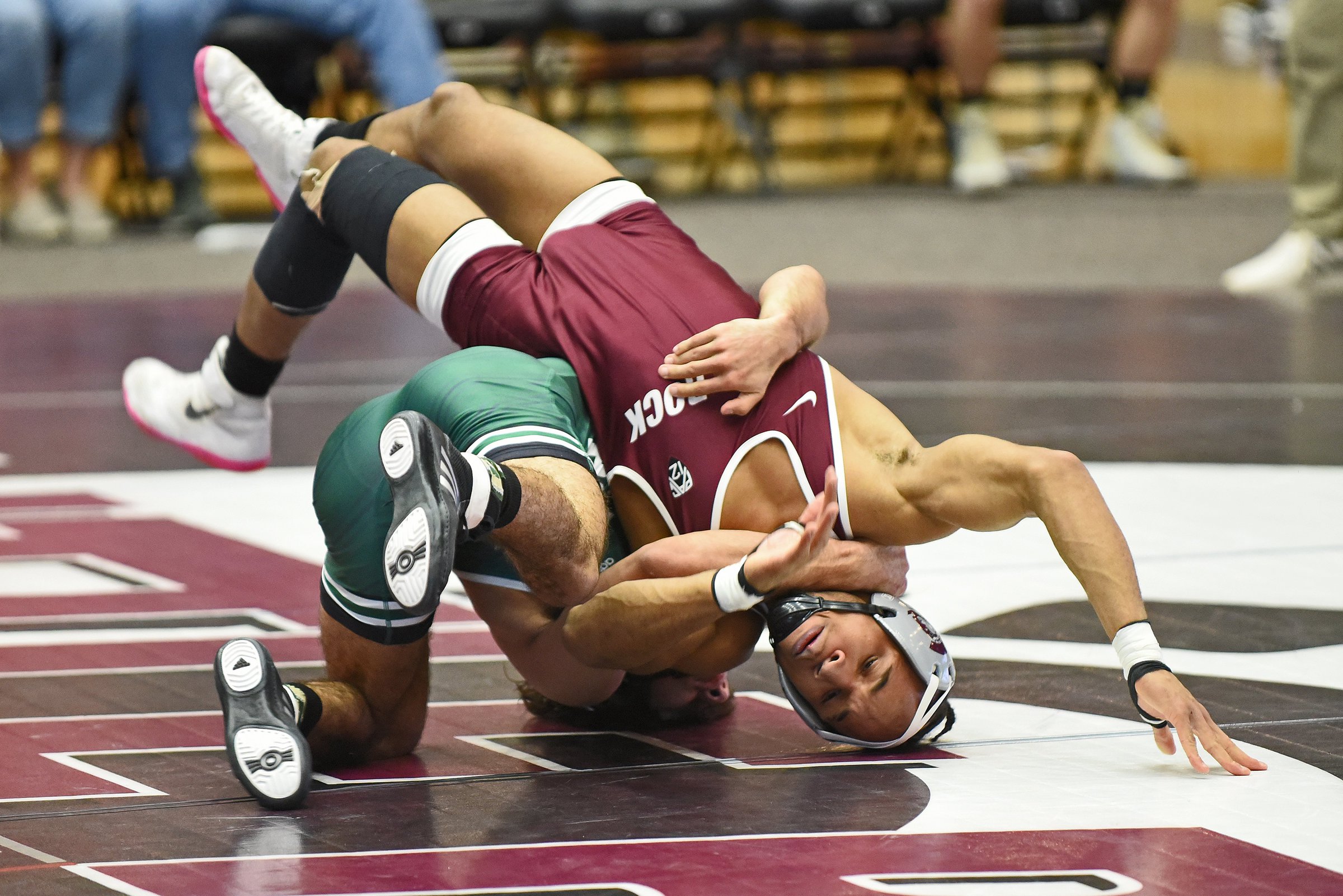 Trojans drop pair of dual meets - Vimarsana News