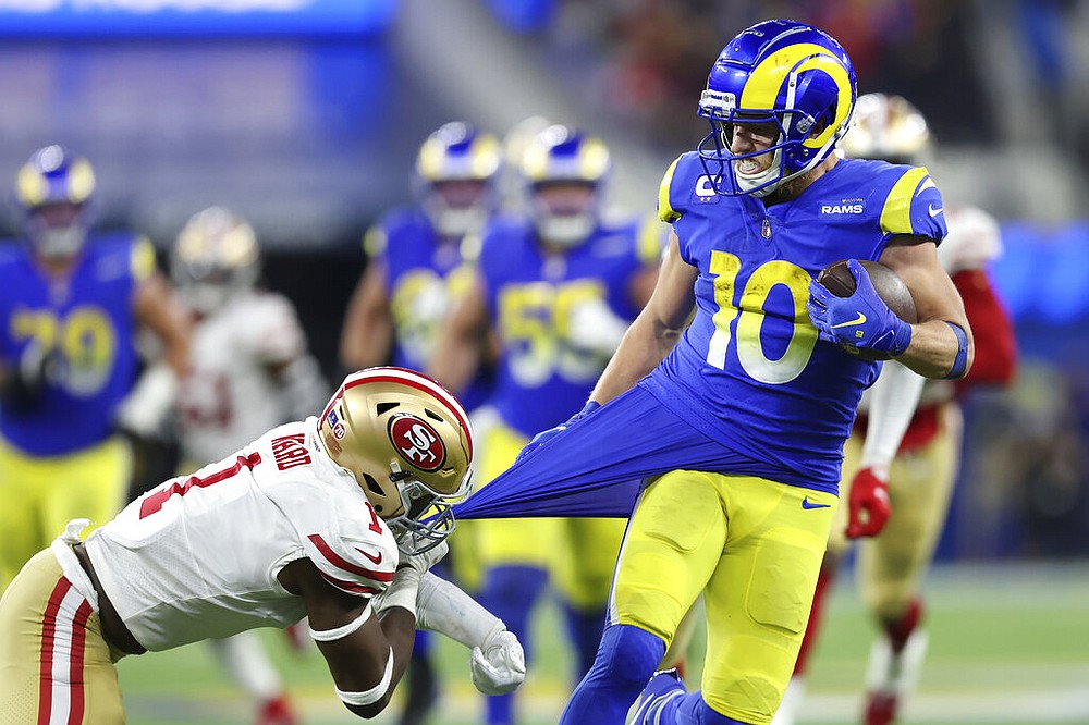 Rams storm back to put away 49ers